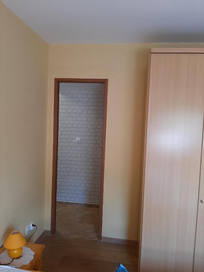 Der Kleine Bauernhof Keine Arbeiter Zadnych Pracownikow Apartment Lubiatow  ภายนอก รูปภาพ